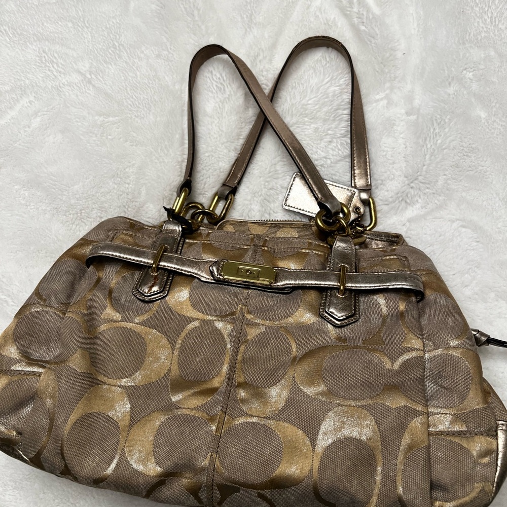 Coach purse and wallet set